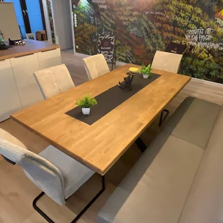 Holiday home Moderner Stadtnah *